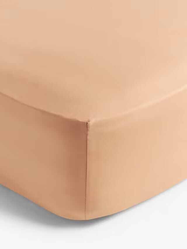 Plain Dye Easy Care Fitted Sheet Coral Super King - William George